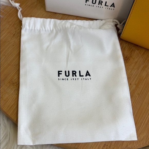 Furla | Babylon Saffiano Leather Compact Trifold Zip Around Flap Snap Wallet NIB - Picture 4 of 17